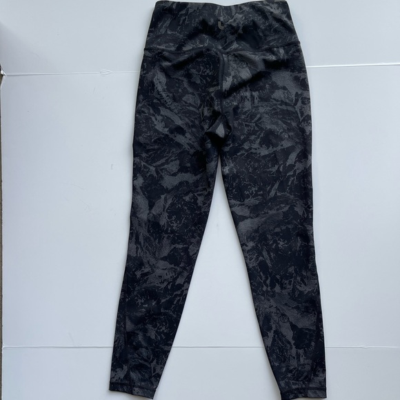 $79 Lolë S Ankle Leggings Compression Moisture-wicking Patterned Logo Workout - Picture 1 of 3
